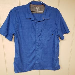 Mountian Hardwear short sleeve shirt